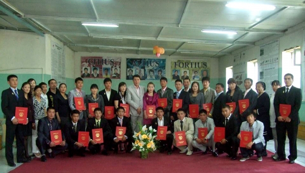 2009 оны төгсөгчид